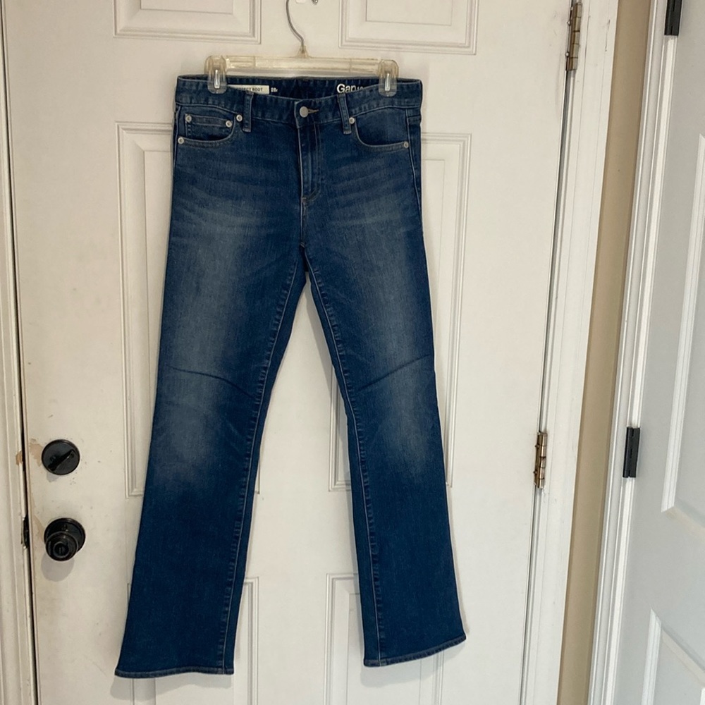 Women’s gap 1969, jeans 28 regular boot fit